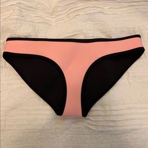 Triangl Pink Bikini Bottoms - M